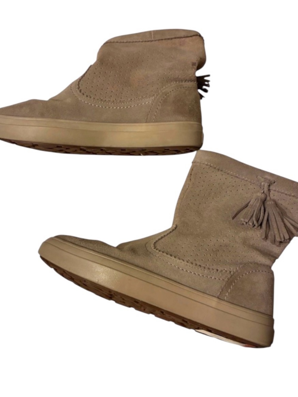 Crocs Lodgepoint Suede Pull On Boots Tassel Detail Sz 8